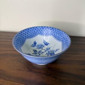 Vintage Japanese Bowl Blue Floral Pattern East Asian Decor